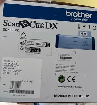 Brother ScanNCut SDX2250D + Cricut EasyPress 2 - 7
