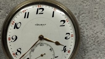 Starožitné pánské kapesní hodinky značené DOXA - 7