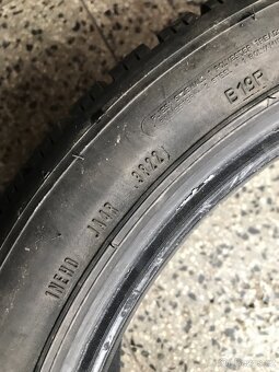 Zimní pneu 235/45/18 - 7