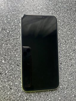 iPhone XR, 64 GB - 7