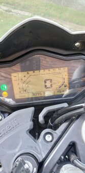 Benelli TRK 251 - 7