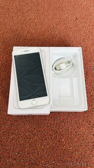 iPhone 8 64GB - 7