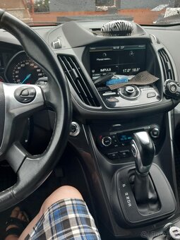 ford kuga titanium 4x4,132kw, tdci. cena--225000kč. - 7