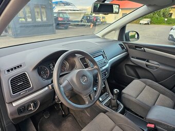 VOLKSWAGEN SHARAN 2011 1.4 TSI 110kW 7 MÍST, REZERVOVÁNO - 7