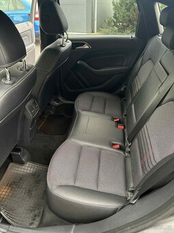 Mercedes Benz B200 - 7