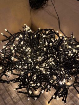 Vánoční stromek 180cm, včetně LED osvětlení, pěkný. - 7