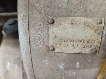 Motor převodovka škoda a motor PF 62 - 7