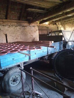 Traktor s vlekem (sklopný) - 7