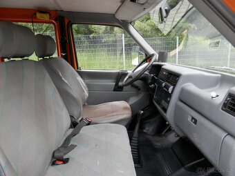 VW Transporter 1.9TD sklápěč, Tažné, 5míst, EKO placeno - 7