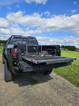Ford f150 RAPTOR - 7
