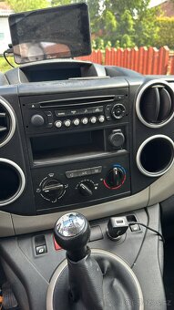 Berlingo 1.6 hdi 68KW multispace 2x šoupačky - 7