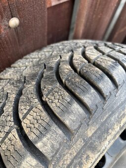 Pneu 195/60 R15 zimní - 7