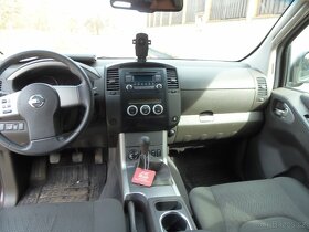 Nissan Pathfinder 2.5 DCI 4x4 2. majitel ČR 7m - 7