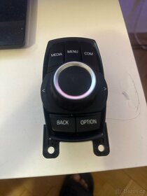 Středový displej a ovladač I-drive BMW X1 f48 - 7