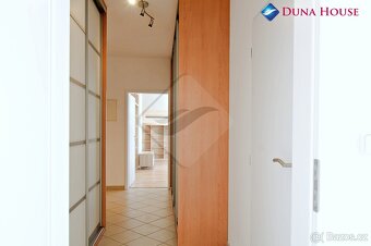 Pronájem bytu 64 m² s terasou 100 m² - 7