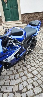 Yamaha YZF-R6 - 7