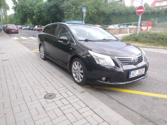 Toyota Avensis 2.2 d4d automat - 7