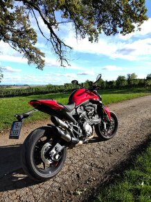 Ducati Monster - 7