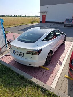 Tesla model 3 standard plus 55 včetně DPH - 7