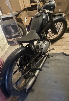 ČZ 125 motorka veterán - 7