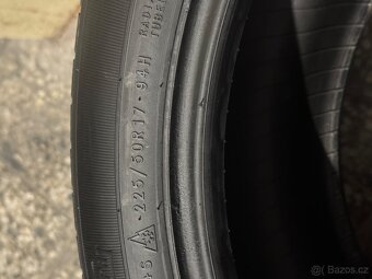 Zimní pneu 225/50/17 Nokian WR A4 - 7