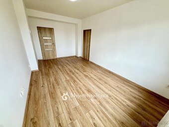 Pronájem bytu 3+1 s balkonem a sklepem, 67 m²,ul. Přímětická - 7