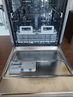 Myčka Whirpool na opravu - 7