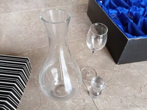 Sada skleniček s karafou - 7