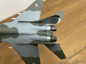 Mig-29 Fulcrum - model letadla 1:72 - 7