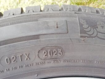 Alu Ford Custom letní 215/60/17 C Michelin 8mm,dot2023 - 7