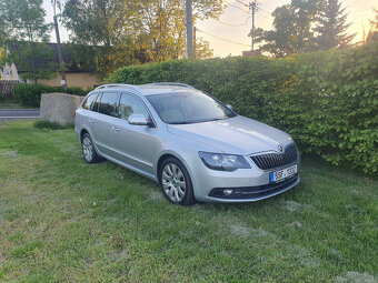 Škoda Superb combi 2,0 TDi DSG TOP VÝBAVA - 7