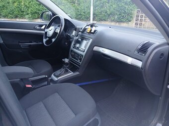 Škoda Octavia Scout dsg 2.0tdi 4x4 - 7