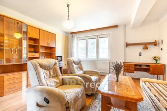 Prodej rodinného domu, 230 m2 - Hustopeče, ev.č. 00031 - 7