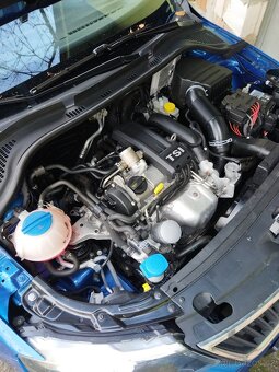 Skoda rapid  Spaceback 1.2 rok 2014 pouze 45000km - 7