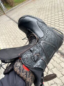 Boty na snowboard Burton Ion 40.5 - 7