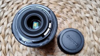 Digitální zrcadlovka s prislusenstvim - 7