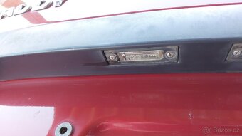 VW Caddy – Dveře kufru LZ ČERVENÉ - 7