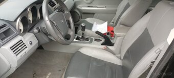 Dodge Avenger 2.0i 115Kw - 7