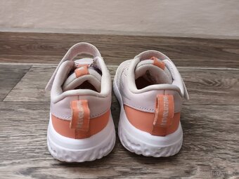 Dětské tenisky Nike, vel. 25, délka stélky 16 cm - 7