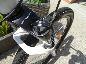 Dívčí - Dámské kolo Rockrider ST 100 - 7