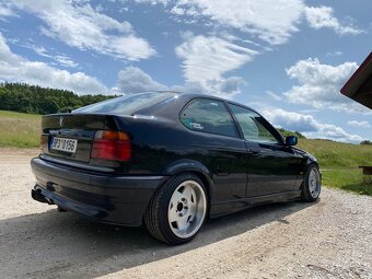 Bmw e36 323ti - 7