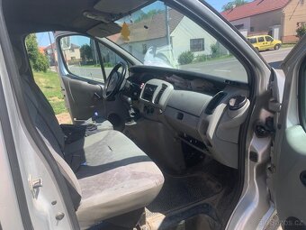 Opel Vivaro - 7