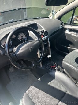 Peugeot 207 - 7