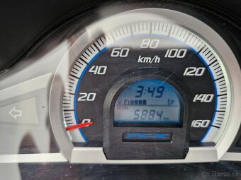 Skútr honda 125ccm - 7