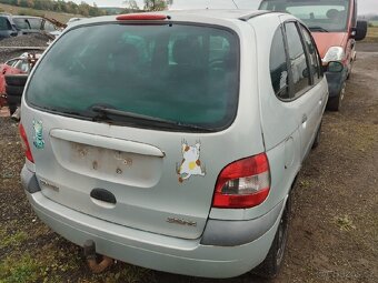 Renault Scénic 1.8 - 7