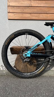 Sjezdové kolo Mondraker summum - 7
