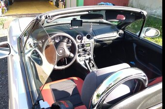 Mazda mx-5 Miata kabriolet TOP STAV - 7