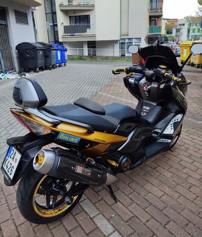 Yamaha T-max - 7