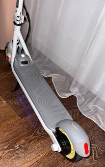Ninebot eKickScooter ZING C10 Dětská elektrokoloběžka 8-14 - 7