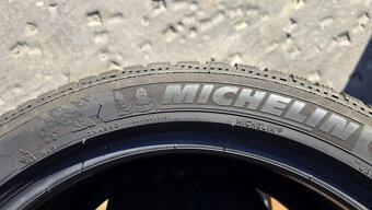Zimní pneu 245/45/18 Michelin - 7